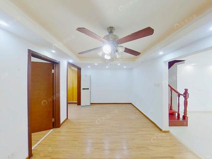 北京卧龙小区2室2厅110.67平高楼层/共6层