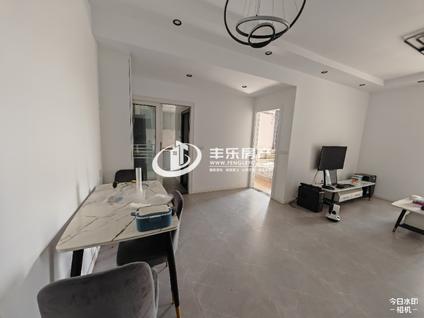 北京万盛盛世华城2室1厅70.73平中楼层/共33层