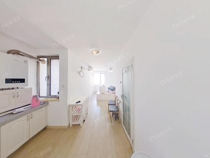 北京首经贸中街1号院1室1厅38.51平高楼层/共20层