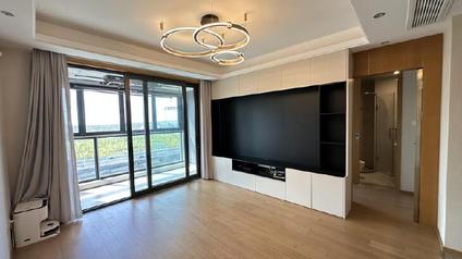 上海前滩(晶萃名邸)4室2厅140.56平高楼层/共16层