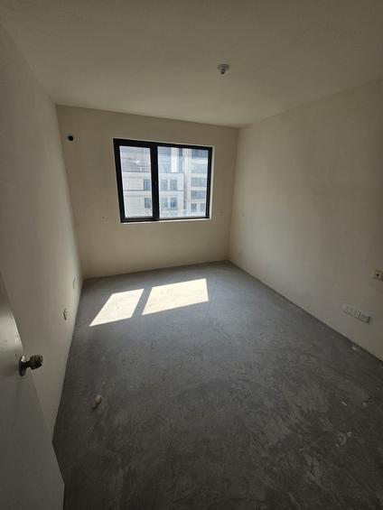 北京萃宸璟庭2室2厅83平低楼层/共18层