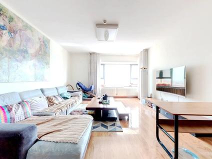 青岛晓港名城(六期)3室1厅165.53平中楼层/共44层