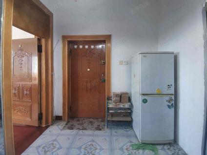 北京宏伟小区1室1厅40平高楼层/共7层