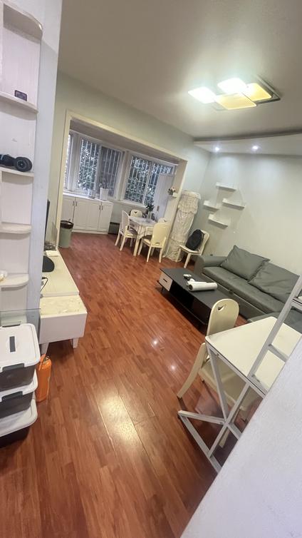 北京金港明珠2室2厅68平中楼层/共7层