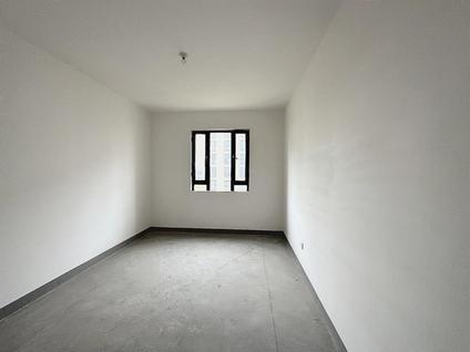 北京绿城紫薇公馆4室2厅184.81平中楼层/共8层