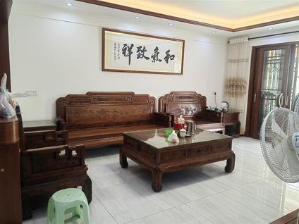 北京振业馨园4室2厅131平中楼层/共7层