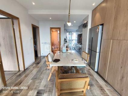 北京观山湖一号2室2厅95平高楼层/共31层