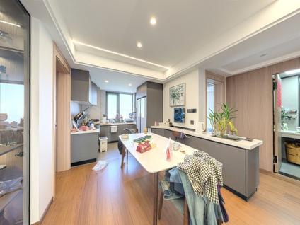 北京天圣大越府4室2厅124.3平中楼层/共32层