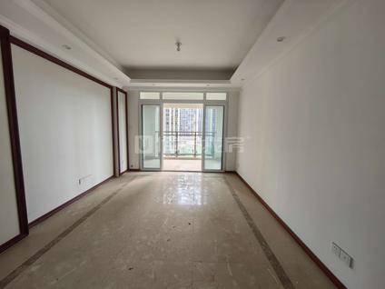 北京鸿通珑湖半岛3室2厅86平低楼层/共34层