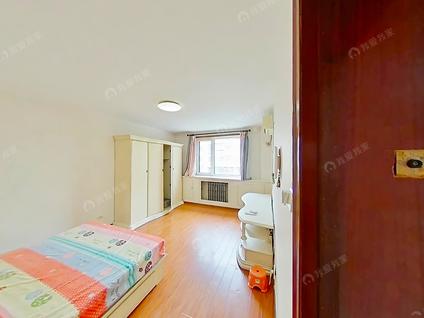 北京三省里1室1厅61.12平中楼层/共6层