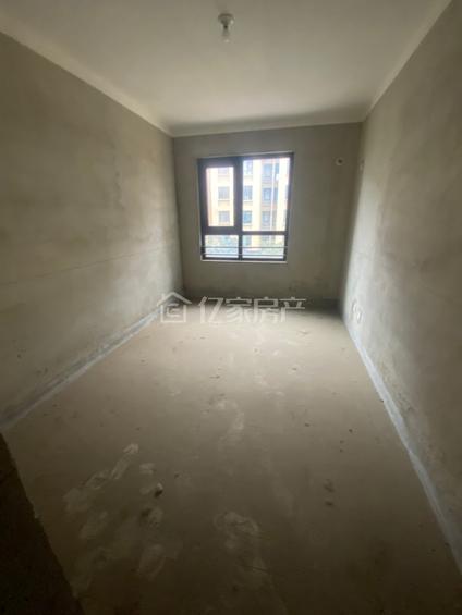 北京郡望府4室2厅123.88平低楼层/共7层