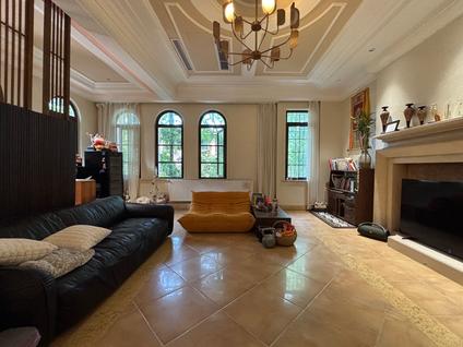 北京龙湖蓝湖郡(西岸五组团)4室3厅291平低楼层/共1层