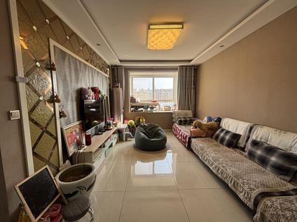 北京雕塑花城2室2厅93.7平高楼层/共18层