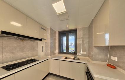 北京华润绿城杭樾润府4室1厅139.07平低楼层/共26层