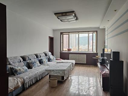 北京银泰都市花苑小区3室2厅142平高楼层/共26层