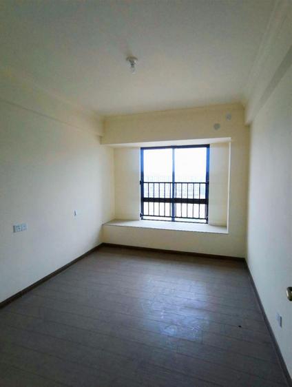 贵阳碧桂园贵安一号4室2厅140平高楼层/共10层