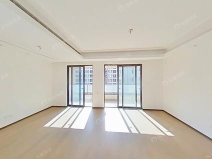 北京越秀江南悦府4室2厅130.52平中楼层/共11层