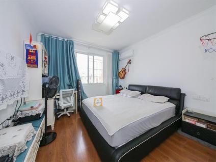 北京三林世博家园2室1厅75.08平高楼层/共6层