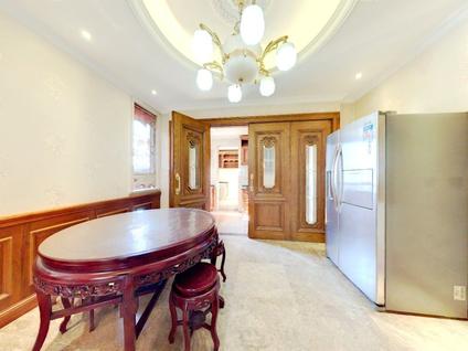 西安中海御湖4室2厅201.53平低楼层/共31层