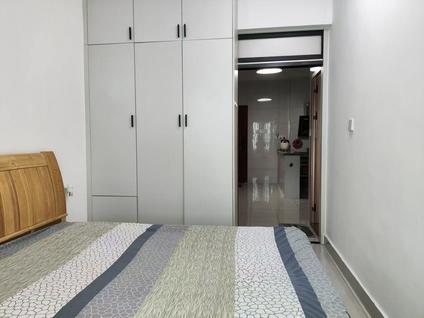 北京威丽诗花园1室1厅40平低楼层/共19层