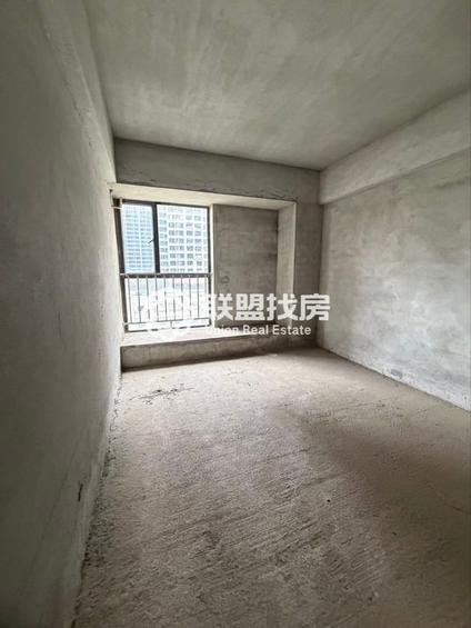 贵港东方铭城3室2厅132平低楼层/共32层