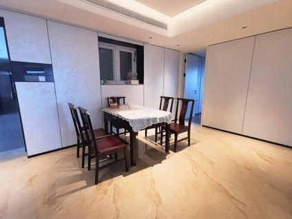 北京罗牛山玖悦台3室2厅142平中楼层/共20层