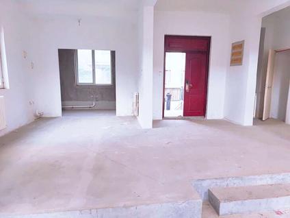 济南中建长清湖(瑜园)4室3厅360平低楼层/共1层