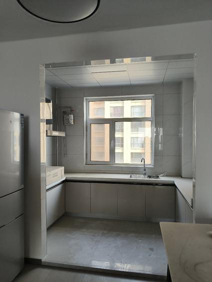 北京福源国际3室2厅114平中楼层/共18层