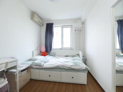 北京果园小区(通州)2室1厅68.57平顶层/共6层