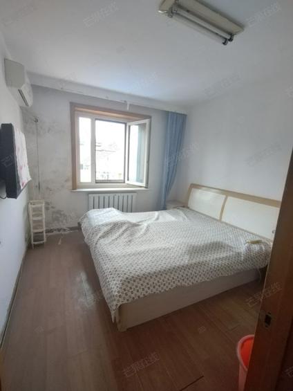 北京宏伟小区2室1厅56平高楼层/共7层