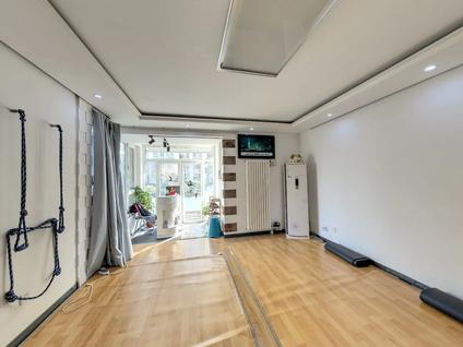 北京路劲太阳城(绿萱园)2室2厅132.29平低楼层/共9层