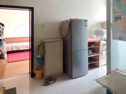 北京防疫站小区2室1厅56平高楼层/共7层