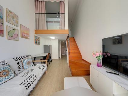 海口保利中央海岸1室2厅33.93平高楼层/共23层