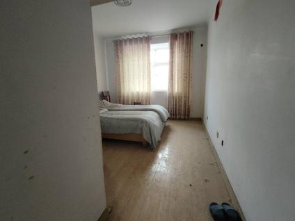 北京裕河家园6室4厅260平低楼层/共13层