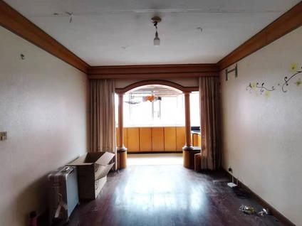 上海金田花园(二区)3室2厅110平中楼层/共6层