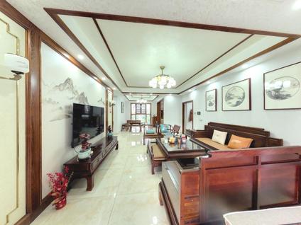 株洲经世龙城4室2厅166.15平低楼层/共17层