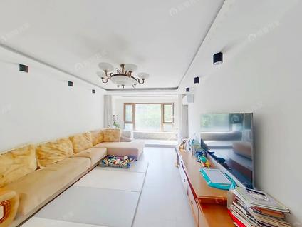 北京万科中粮假日风景3室2厅134.6平中楼层/共9层