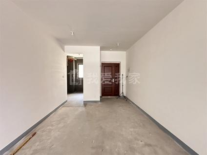 北京天宁吾悦广场4室2厅143.16平低楼层/共32层