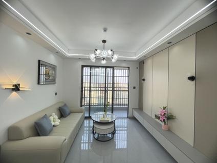 海口坡博家园一区2室2厅65平高楼层/共33层