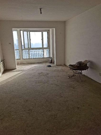 北京圣都金茂豪庭2室1厅90平高楼层/共17层