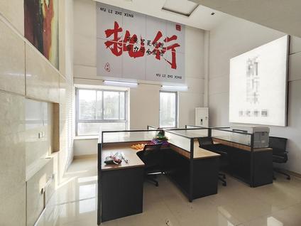北京华港豪庭5室2厅202.58平中楼层/共4层