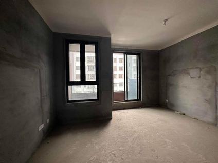 北京淮安院子5室2厅203.6平低楼层/共3层