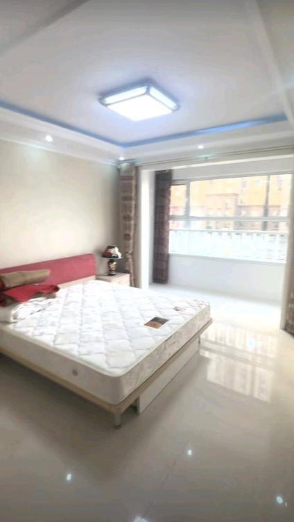 北京天成郡府(西区)2室1厅92.8平低楼层/共17层