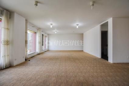 北京当代MOMA3室2厅268.11平中楼层/共25层