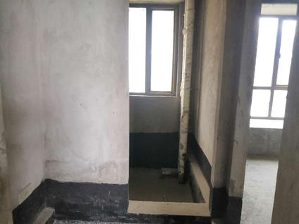 北京水岸新城3室2厅114.9平中楼层/共28层