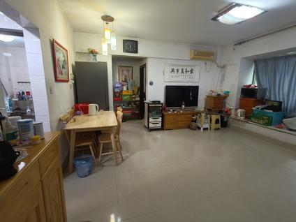 北京金马楼2室1厅65.23平低楼层/共8层