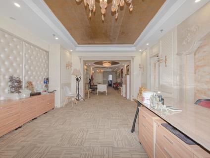 北京新华联国际公寓3室2厅170.59平中楼层/共23层