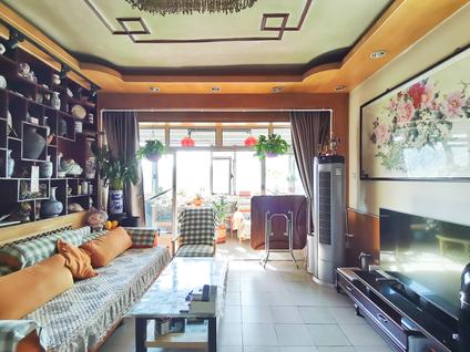 兰州电力多经局小区4室1厅106.2平高楼层/共8层