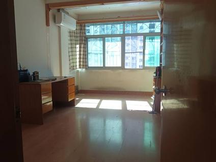 北京化机新村2室2厅83.9平高楼层/共8层