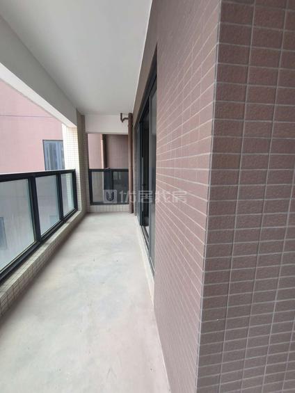 北京海岸名居4室2厅158平中楼层/共30层